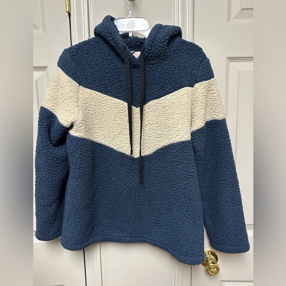 Small boutique Sherpa hoodie